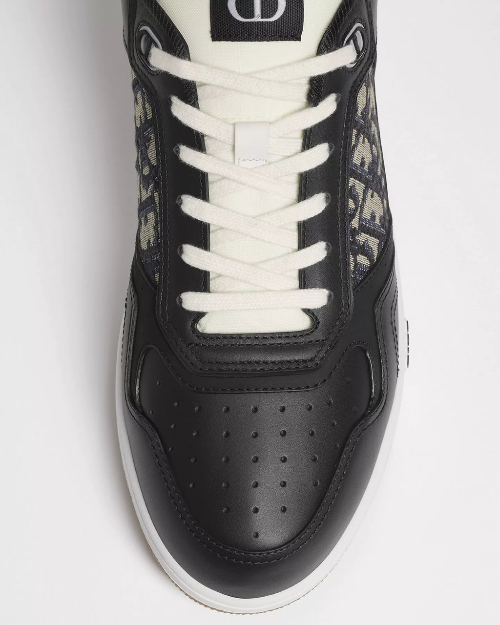 B27 SNEAKER