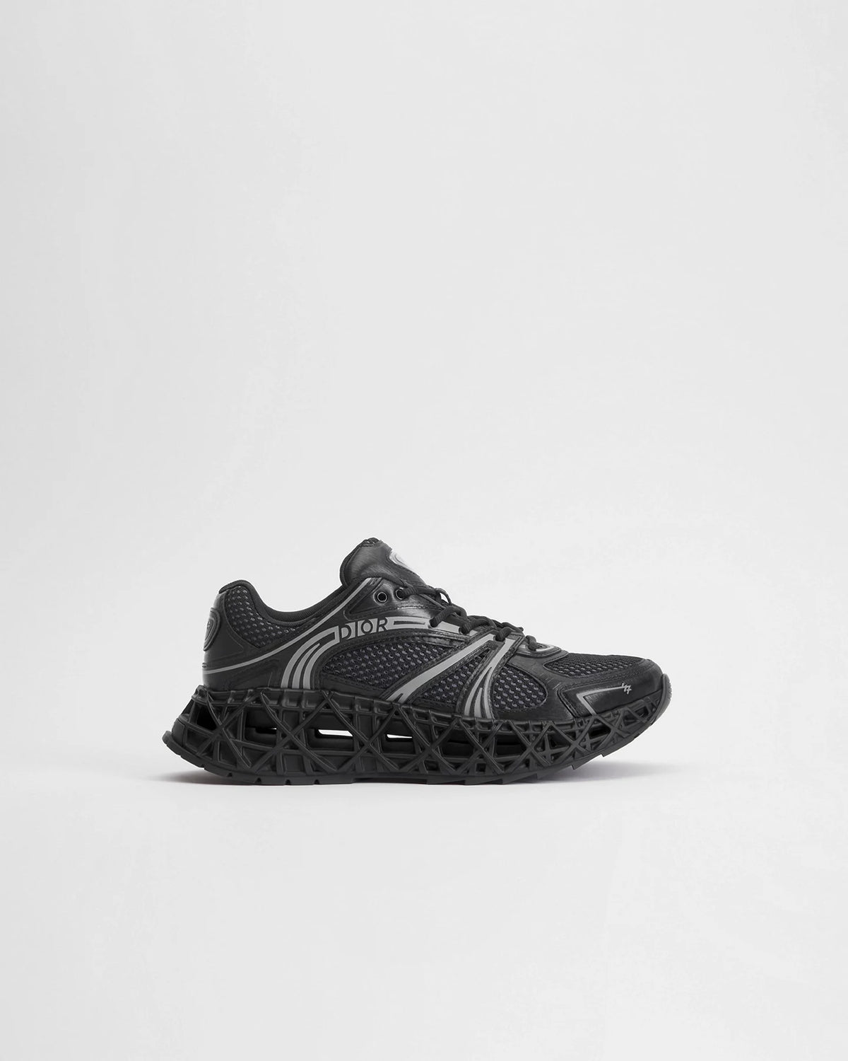 B35 SNEAKER