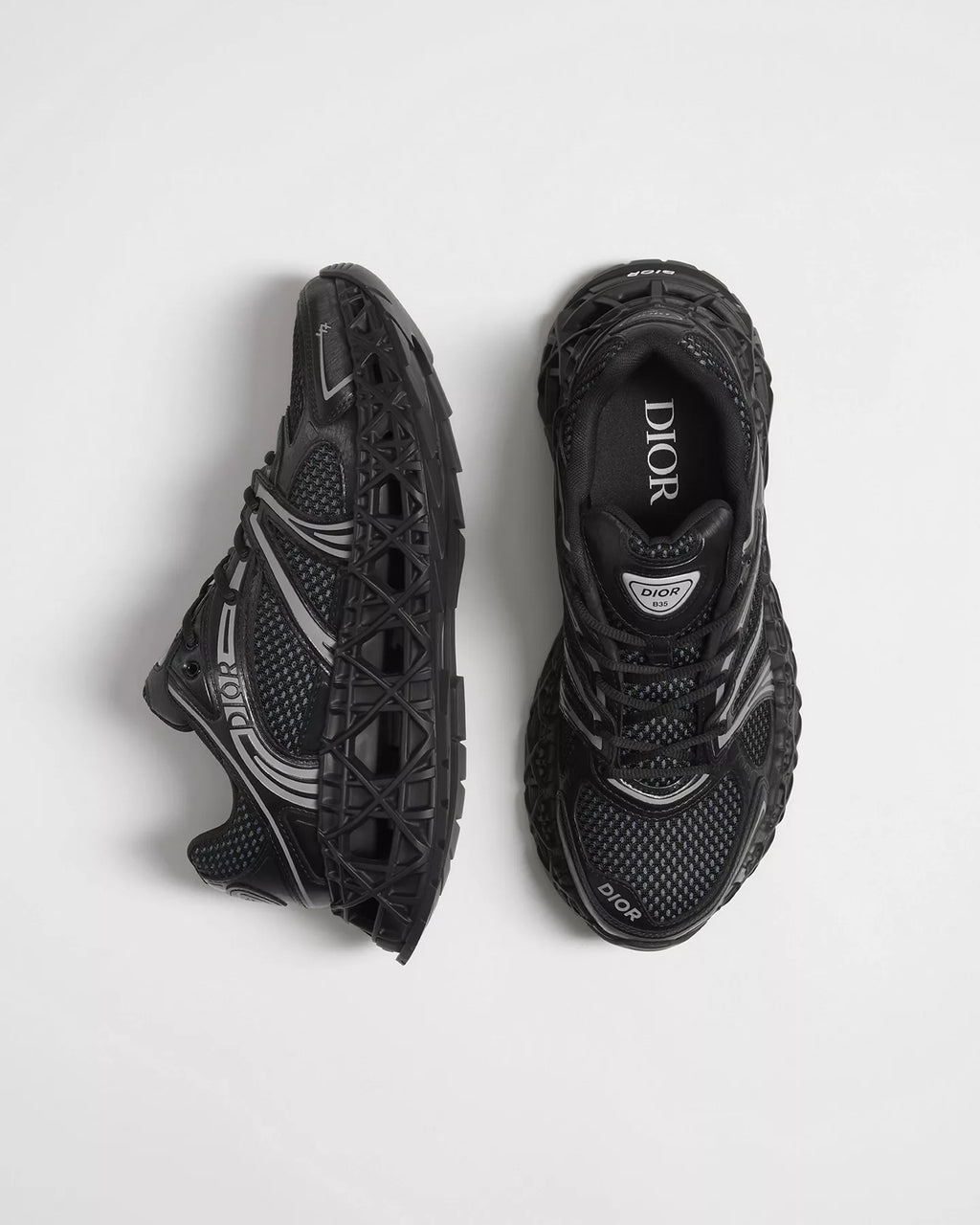 B35 SNEAKER